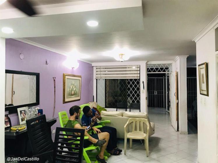 Casa Feliz Hostal 산타마르타 외부 사진