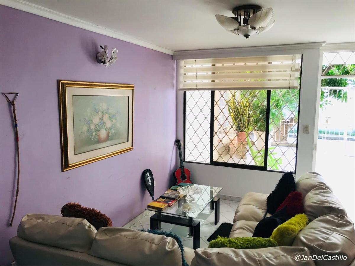 Casa Feliz Hostal 산타마르타 외부 사진