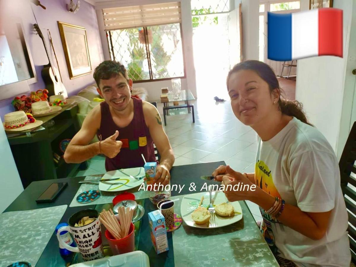 Casa Feliz Hostal 산타마르타 외부 사진